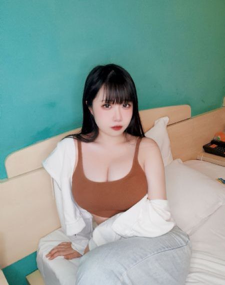 亚洲国产嫩草研究院在线观看_高清电影观看