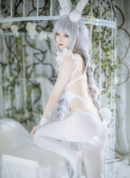 国产亚洲精品久久久美女_BD国语手机免费观看完整